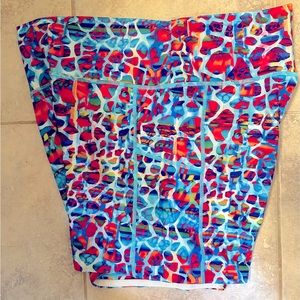 CVG Constantly Varied Gear gym shorts 5” inseam  Exotic rainbow cheetah sz XL